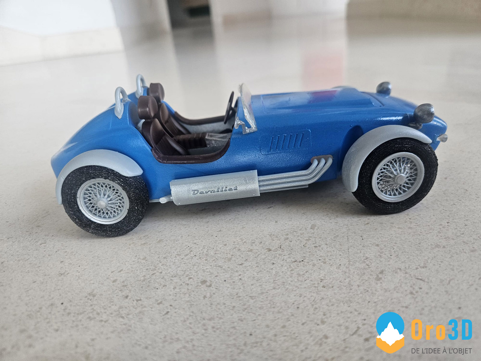 Statuette Voiture Oro3D